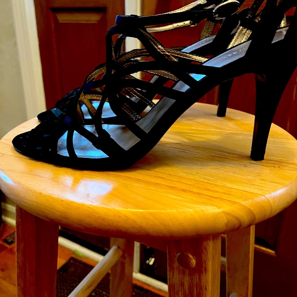Nine West FRIDA Black Fabric Sandals - Size 11